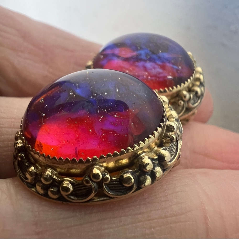 Whiting & Davis Dragon’s Breath Jelly Belly Earrings - Picture 5 of 11